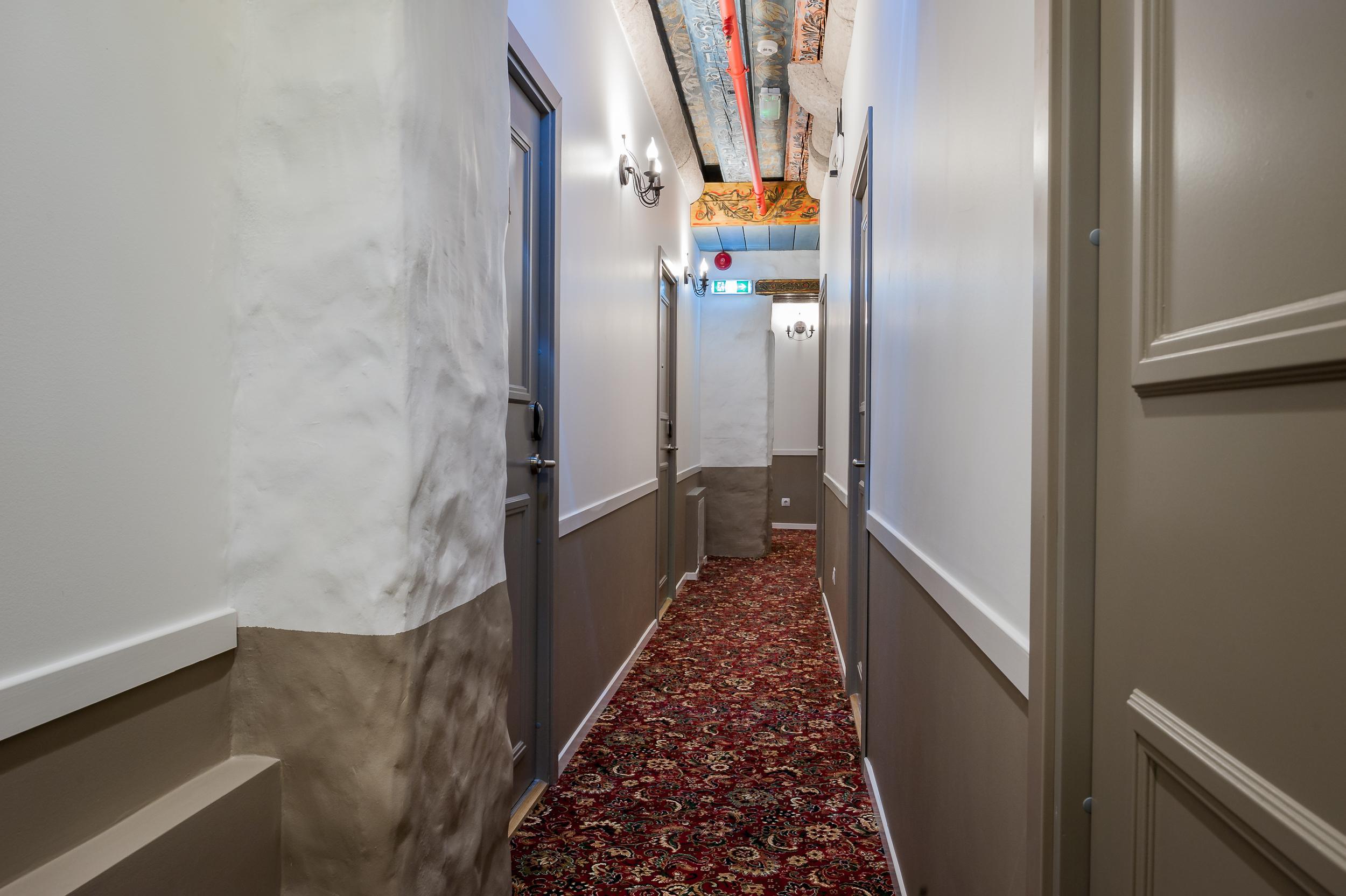 Hotel Three Crowns Residents Tallin Exterior foto