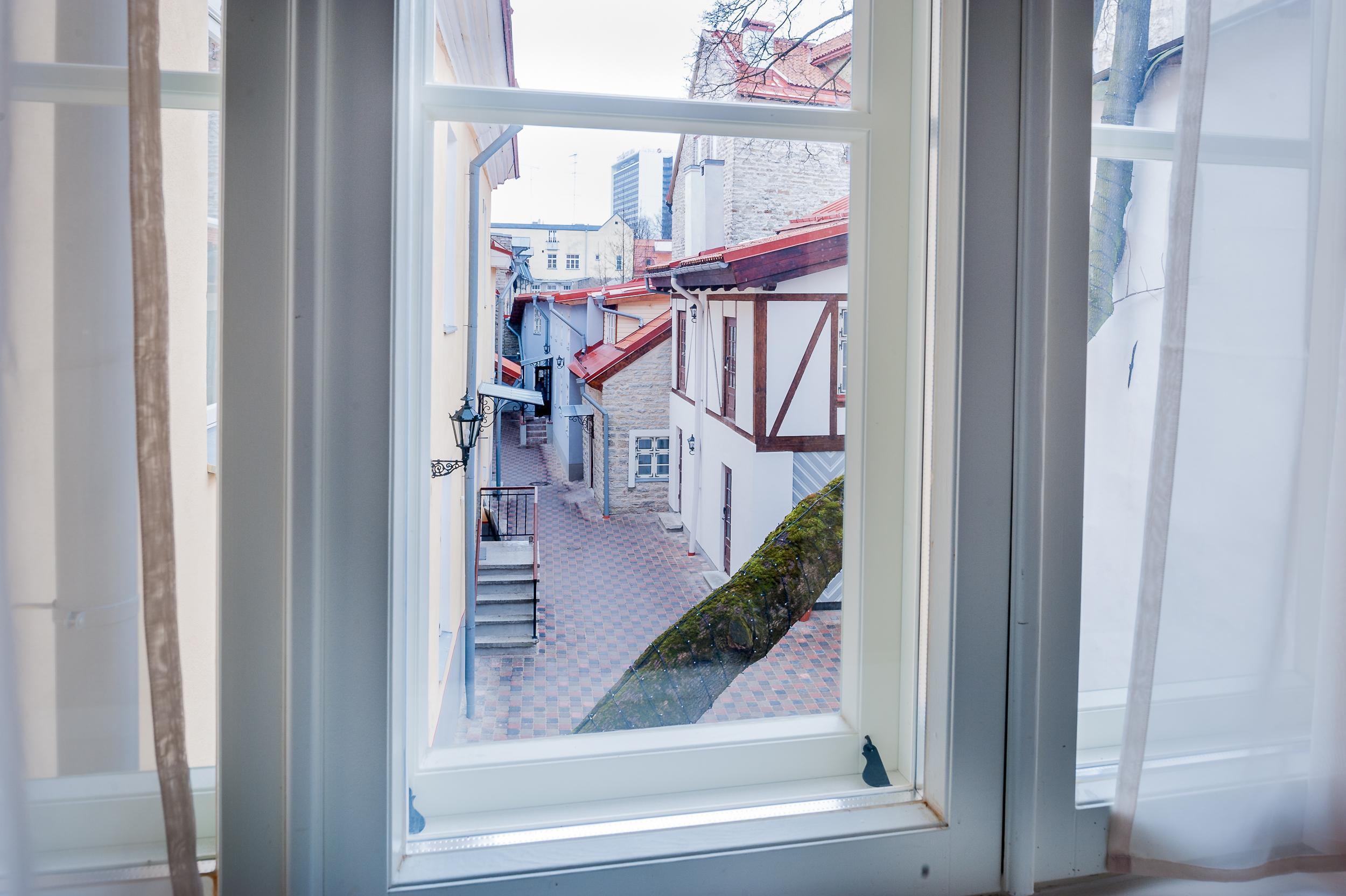 Hotel Three Crowns Residents Tallin Exterior foto