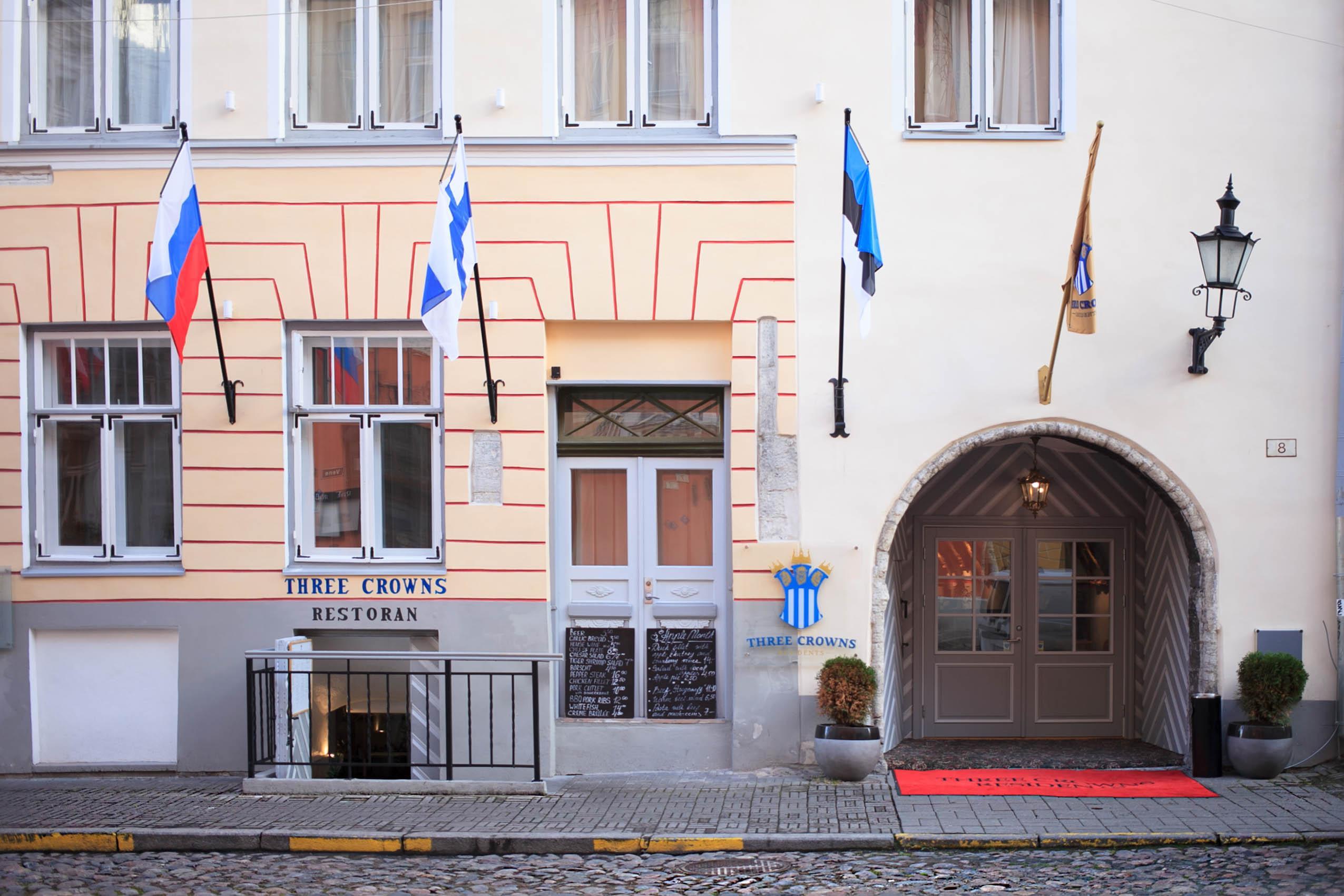 Hotel Three Crowns Residents Tallin Exterior foto